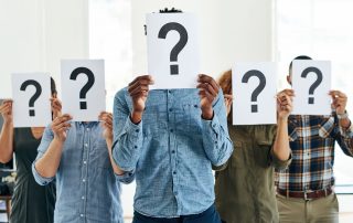 Gruppo di persone in cerca di lavoro